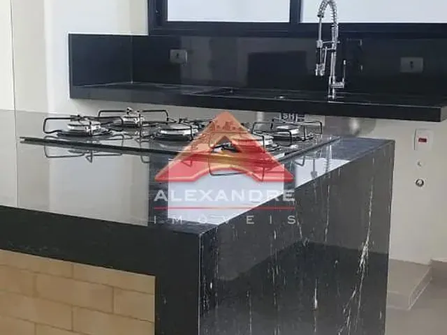 Casa com 360m² 3 quartos e 3 banheiros, à venda, no bairro Piedade em Caçapava