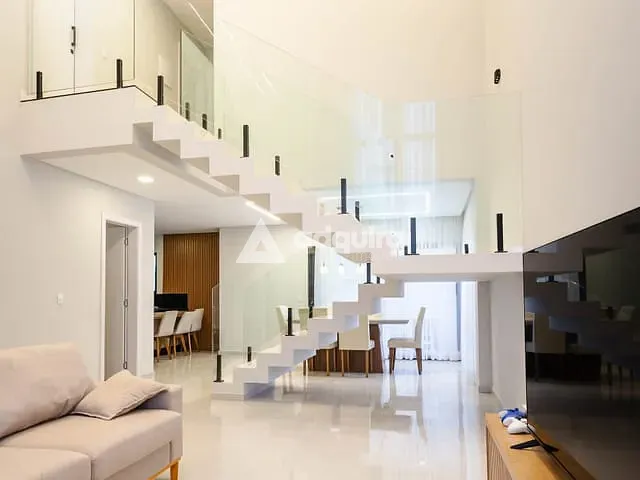 Casa com 300m² 3 quartos e 4 banheiros, à venda, no bairro Jardim Carvalho em Ponta Grossa