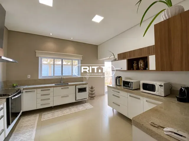 Casa com 702m² 4 quartos e 6 banheiros, à venda, no bairro Loteamento Mont Blanc Residence em Campinas