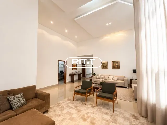 Casa com 702m² 4 quartos e 6 banheiros, à venda, no bairro Loteamento Mont Blanc Residence em Campinas