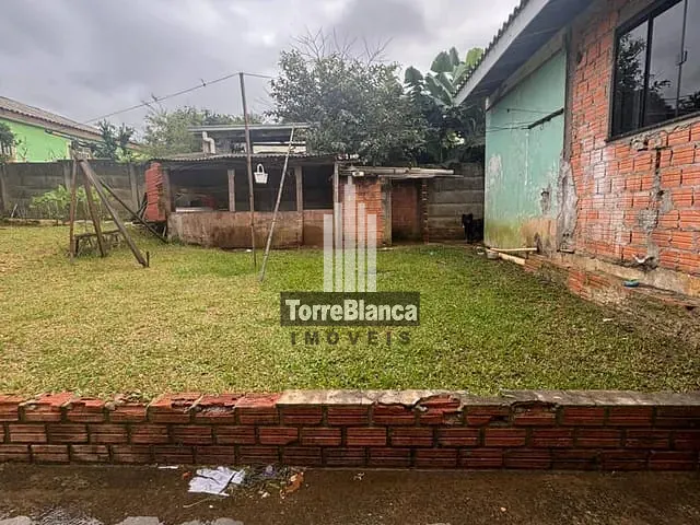 Casa com 360m² 2 quartos e 2 banheiros, à venda, no bairro Chapada em Ponta Grossa