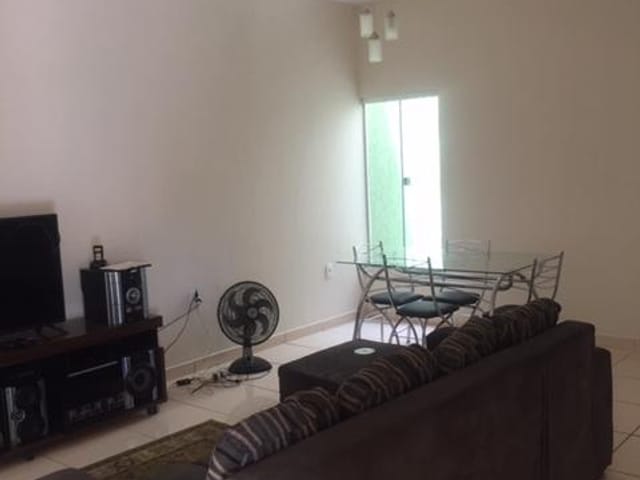 Foto do Casa - Casa à venda 2 Quartos, 250M², Antônia Cândida I, Uberaba - MG | ZUCATO IMOBILIARIA LTDA