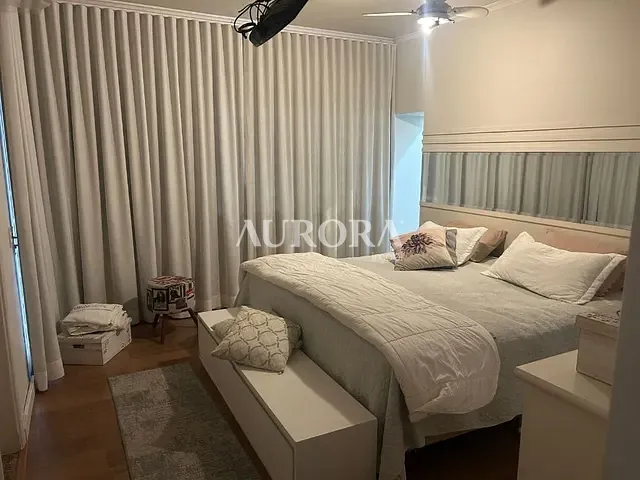 Casa com 530m² 4 quartos e 4 banheiros, à venda ou para alugar, no bairro Parque Residencial Alcantara em Londrina