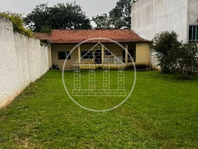 Casa com 504m² 2 quartos e 1 banheiro, à venda, no bairro Parque do Terceiro Lago em São Paulo