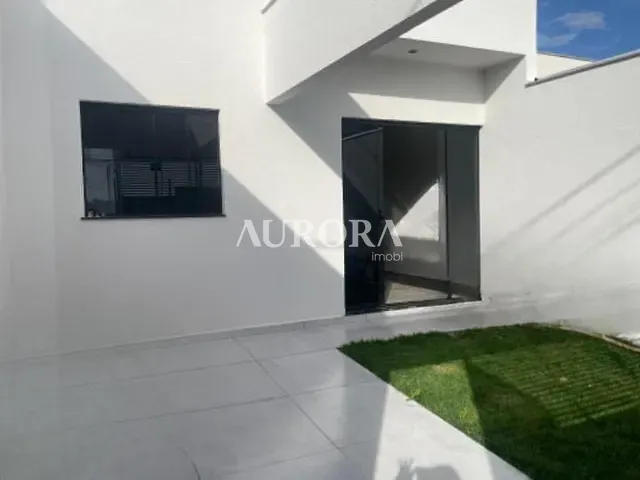 Casa com 150m² 3 quartos e 2 banheiros, à venda, no bairro Columbia em Londrina