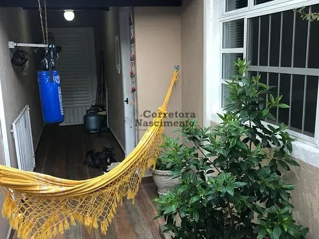 Casa com 260m² 3 quartos e 2 banheiros, à venda, no bairro Jardim América em Jacareí