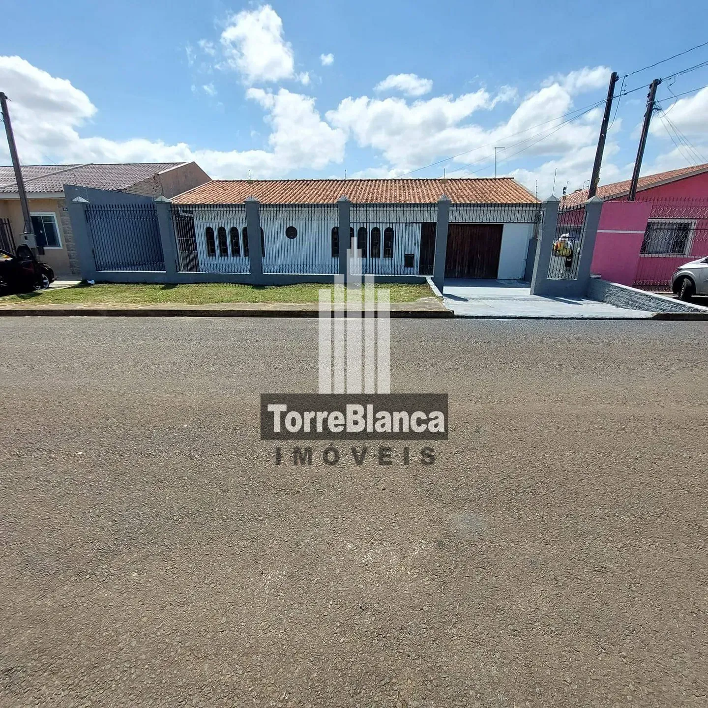 Casa, 2 quartos, 185 m² - Foto 1