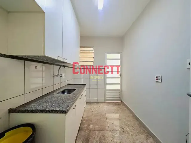 Casa com 261m² 3 quartos e 2 banheiros, à venda, no bairro Gerânios em Ribeirão Preto
