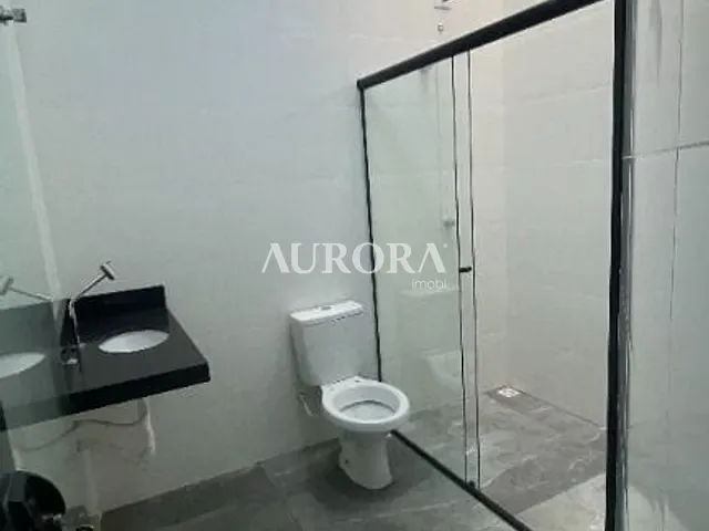 Casa com 148m² 3 quartos e 2 banheiros, à venda, no bairro Columbia em Londrina