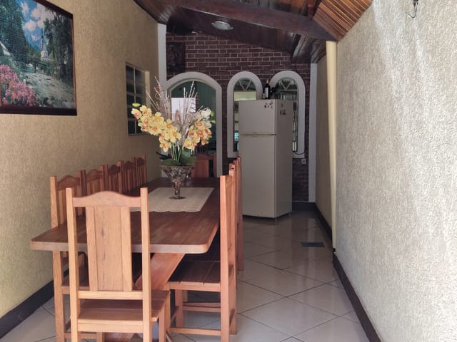 Casa com 250m² 3 quartos e 2 banheiros, à venda, no bairro Jardim Independência em Taubaté