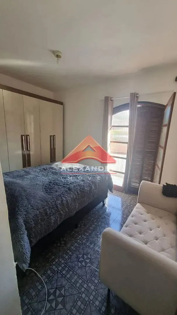 Casa, 5 quartos, 220 m² - Foto 9