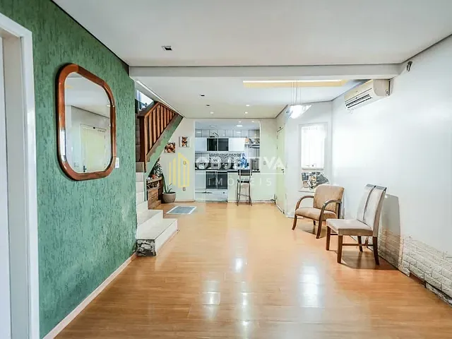 Casa 3 quartos e 3 banheiros, à venda, no bairro Jardim Itu em Porto Alegre