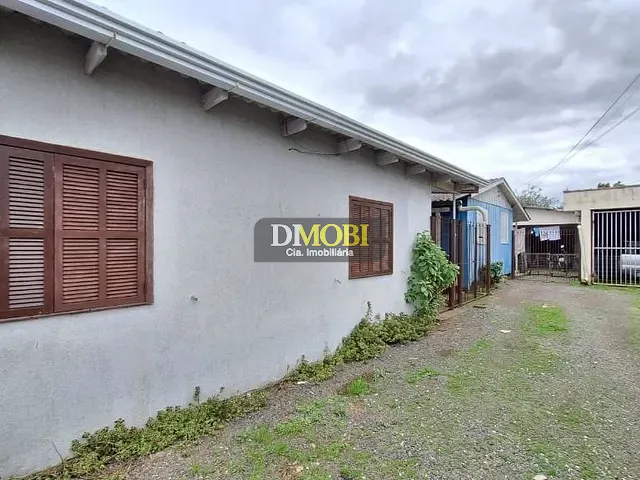 Casa com 396m² 2 quartos e 2 banheiros, à venda, no bairro Novo Mundo em Gravataí