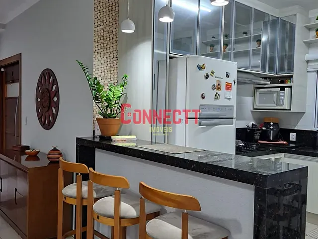 Casa com 200m² 3 quartos e 2 banheiros, à venda, no bairro Parque Residencial Verona em Brodowski