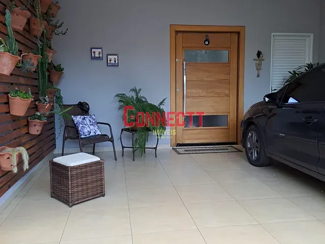 Casa com 200m² 3 quartos e 2 banheiros, à venda, no bairro Parque Residencial Verona em Brodowski