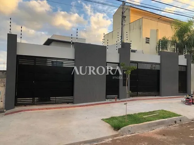 Casa com 150m² 3 quartos e 2 banheiros, à venda, no bairro Bandeirantes em Londrina