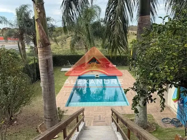 Casa com 1000m² 3 quartos e 2 banheiros, à venda ou para alugar, no bairro Parque Mirante Do Vale em Jacareí