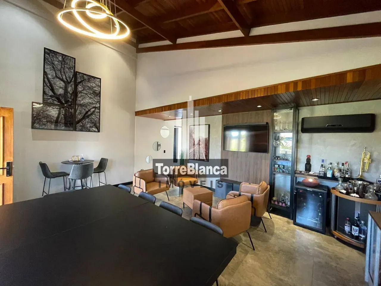 Casa, 4 quartos, 305 m² - Foto 3