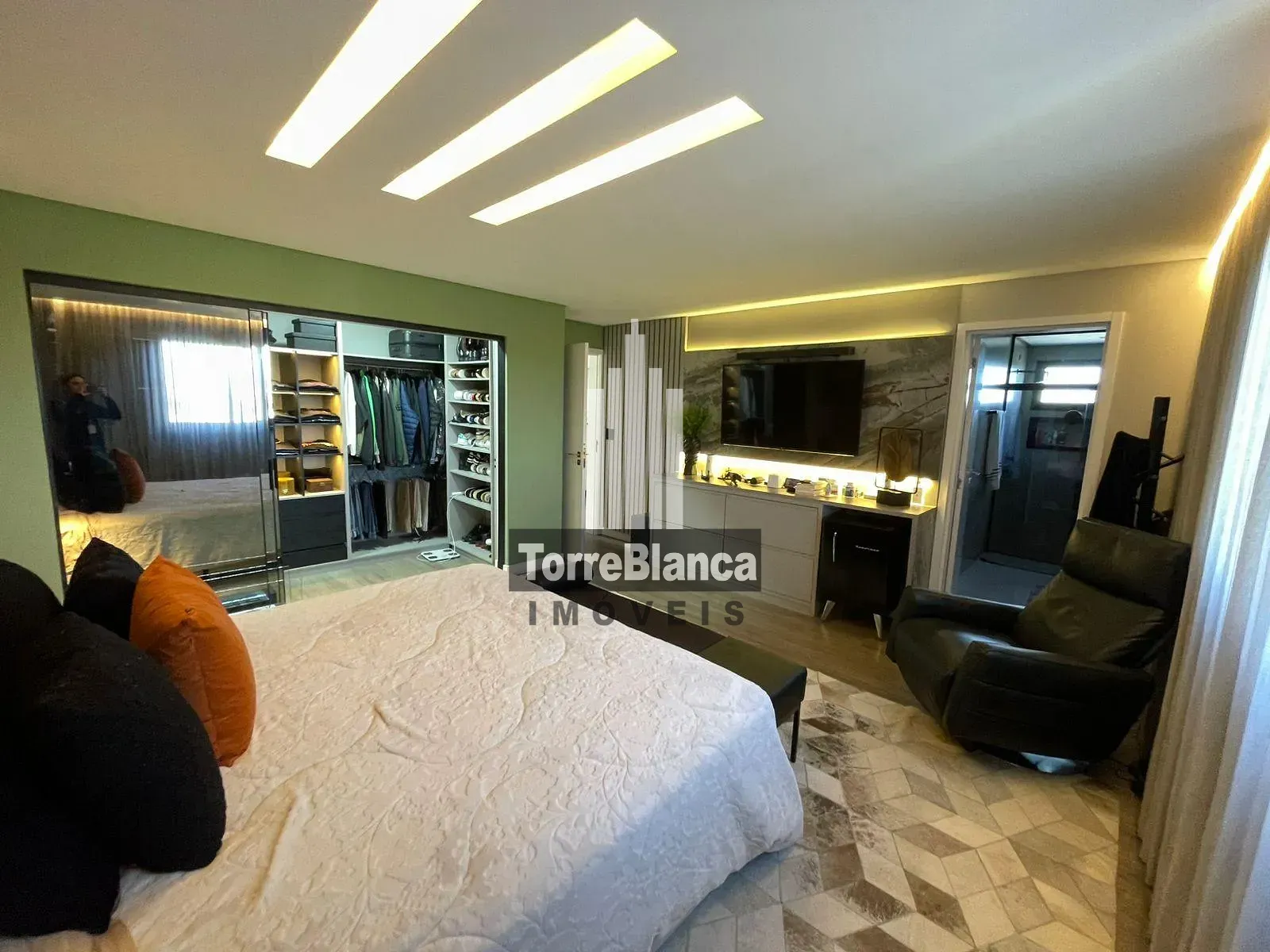 Casa, 4 quartos, 305 m² - Foto 11