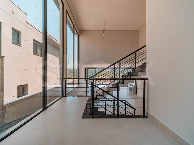 Casa com 442m² 5 quartos e 4 banheiros, à venda, no bairro Tamboré em Santana de Parnaíba