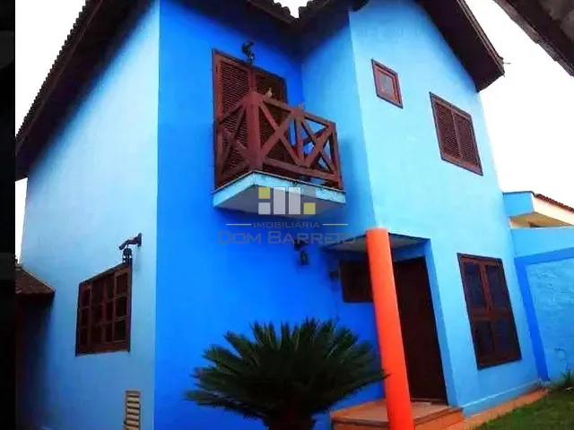 Casa 3 quartos e 2 banheiros, à venda, no bairro Parque Residencial Versailles em Sumaré