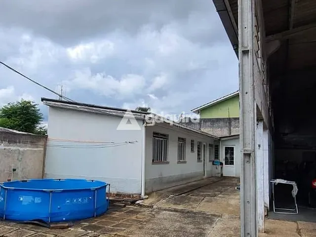 Casa com 792m² 5 quartos e 3 banheiros, à venda, no bairro Uvaranas em Ponta Grossa