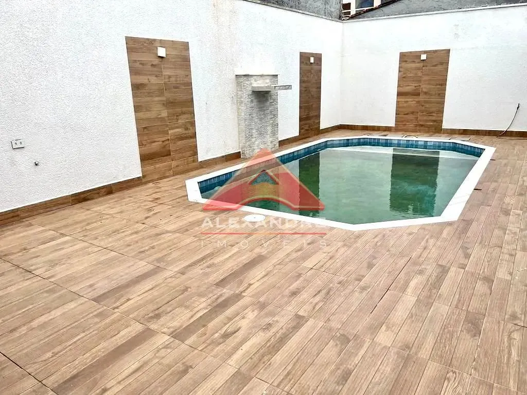 Casa, 4 quartos, 204 m² - Foto 1