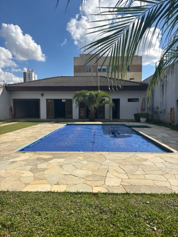 Casa à venda, com piscina, Jardim Carvalho, Ponta Grossa, PR