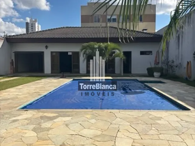 Casa com 1457m² 5 quartos e 5 banheiros, à venda ou para alugar, no bairro Jardim Carvalho em Ponta Grossa
