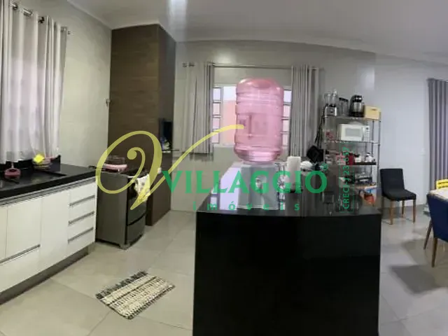 Casa com 341m² 3 quartos e 3 banheiros, à venda, no bairro Ouro Verde em São José do Rio Preto