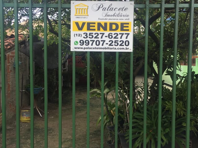 Casa com 294m² 3 quartos e 2 banheiros, à venda, no bairro Mantiqueira em Pindamonhangaba