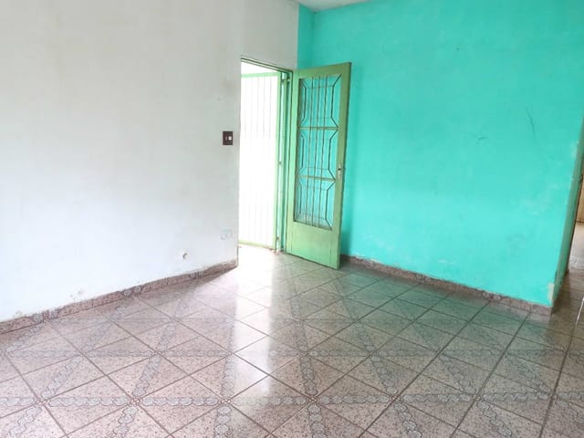 Casa com 209m² 4 quartos e 3 banheiros, à venda, no bairro Parque Peruche em São Paulo