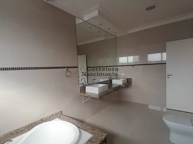 Casa com 675m² 4 quartos e 6 banheiros, à venda, no bairro Jardim Paraíba em Jacareí