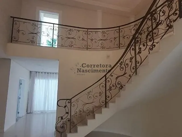 Casa com 675m² 4 quartos e 6 banheiros, à venda, no bairro Jardim Paraíba em Jacareí
