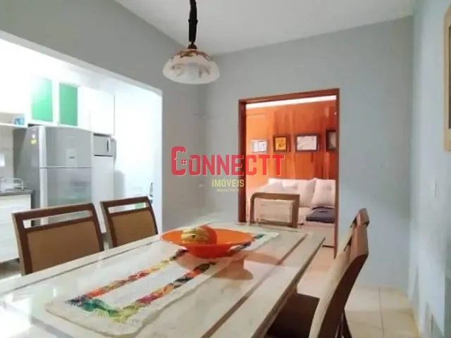 Casa com 342m² 4 quartos e 3 banheiros, à venda, no bairro Gerânios em Ribeirão Preto