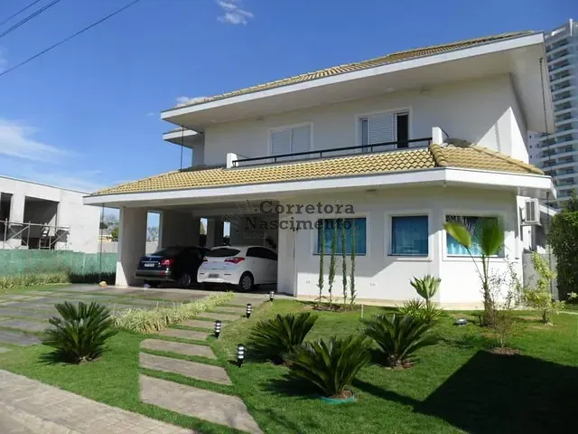 Casa com 630m² 4 quartos e 5 banheiros, à venda, no bairro Jardim Paraíba em Jacareí
