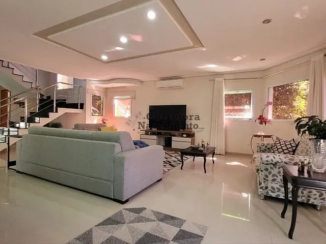 Casa com 630m² 4 quartos e 5 banheiros, à venda, no bairro Jardim Paraíba em Jacareí
