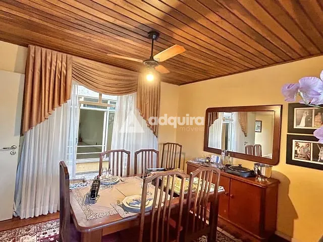 Casa com 420m² 3 quartos e 4 banheiros, à venda, no bairro Orfãs em Ponta Grossa