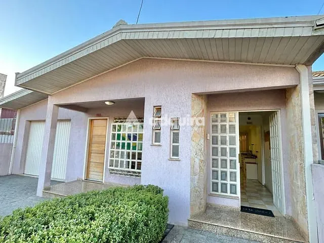 Casa com 420m² 3 quartos e 4 banheiros, à venda, no bairro Orfãs em Ponta Grossa