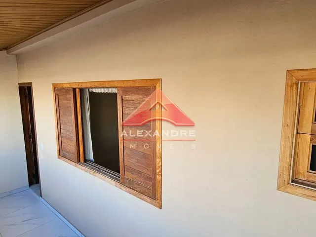 Casa com 150m² 4 quartos e 3 banheiros, à venda, no bairro Jardim Ismênia em São José Dos Campos