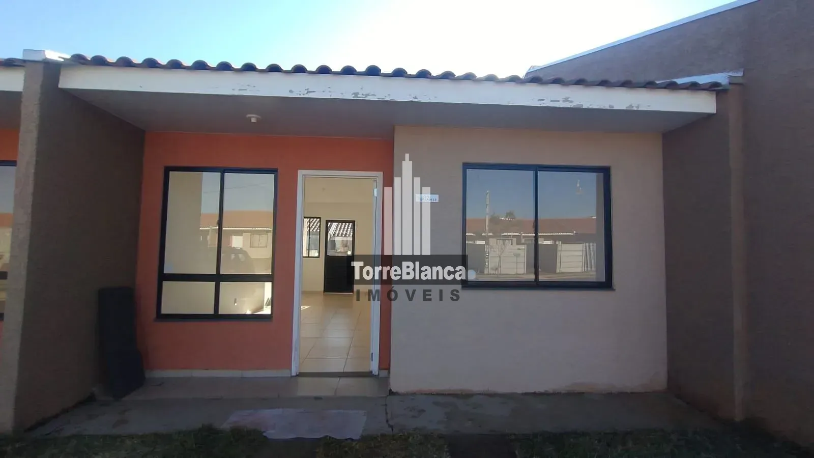 Casa, 2 quartos, 47 m² - Foto 1