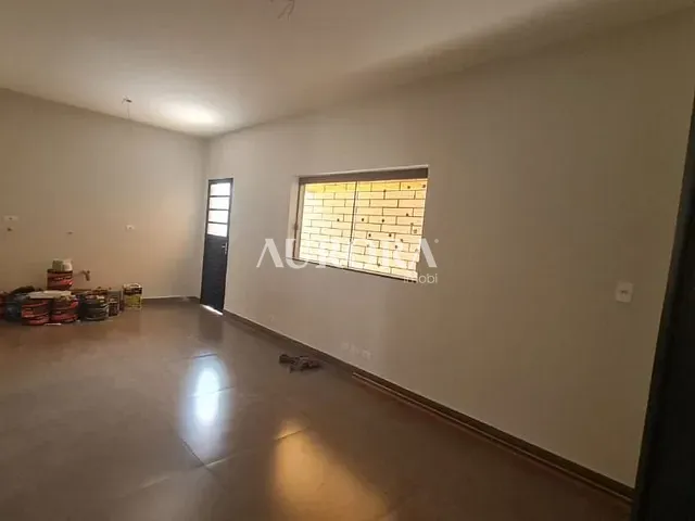 Casa com 342m² 3 quartos e 3 banheiros, à venda, no bairro Petrópolis em Londrina