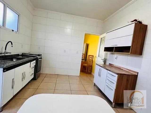 Casa com 150m² 3 quartos e 1 banheiro, à venda, no bairro Jardim das Palmeiras em Atibaia