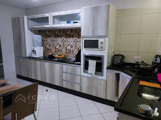 Casa com 250m² 3 quartos e 3 banheiros, à venda, no bairro Loteamento Villa Branca em Jacareí