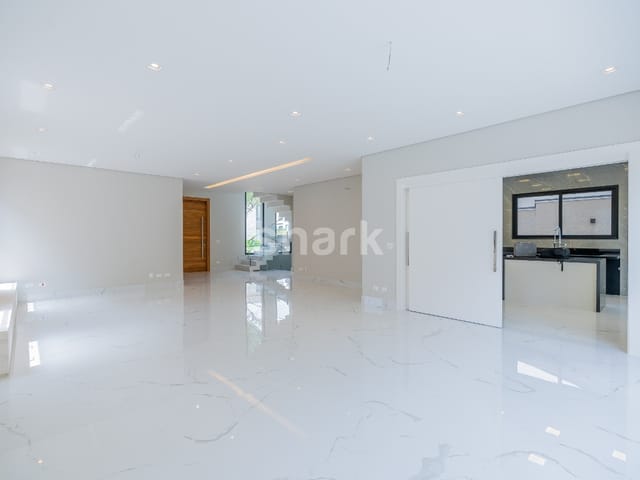 Casa com 418m² 4 quartos e 6 banheiros, à venda, no bairro Tamboré em Santana de Parnaíba