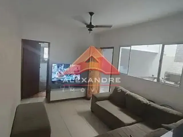 Casa com 130m² 2 quartos e 2 banheiros, à venda, no bairro Vila Tesouro em São José Dos Campos