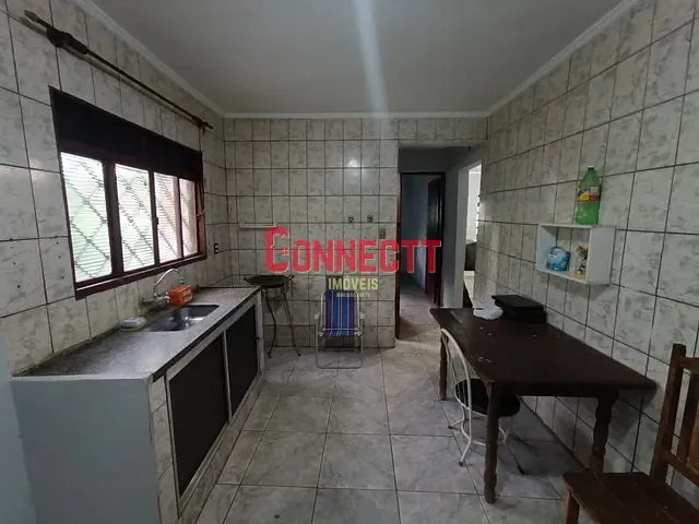 Casa 2 quartos e 1 banheiro, à venda, no bairro Jardim Antártica em Ribeirão Preto