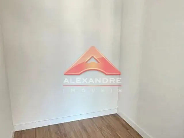 Casa com 271m² 3 quartos e 4 banheiros, à venda, no bairro Floresta em São José Dos Campos