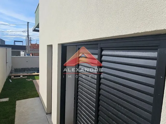 Casa com 271m² 3 quartos e 4 banheiros, à venda, no bairro Floresta em São José Dos Campos