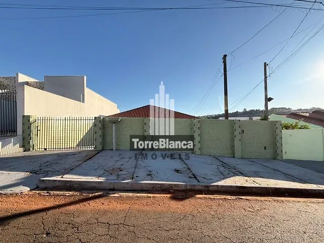 Casa com 310m² 2 quartos e 1 banheiro, à venda, no bairro Neves em Ponta Grossa